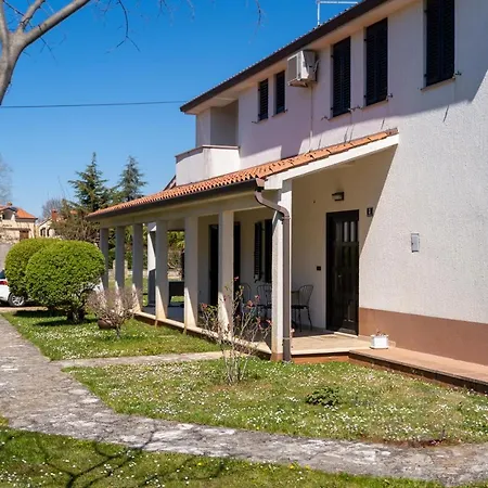 Casa Giorgio Semesterbostad Funtana