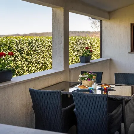 Casa Giorgio Holiday home Funtana